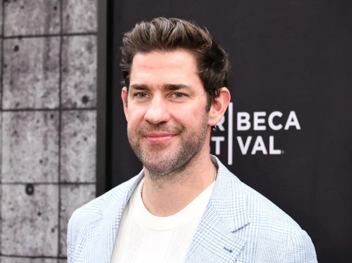 جون كراسينسكي في مسرح AMC Lincoln Square في مدينة نيويورك (John Krasinski at AMC Lincoln Square Theater in New York City). مصدر الصورة: Theo Wargo / GETTY IMAGES NORTH AMERICA / Getty Images via AFP