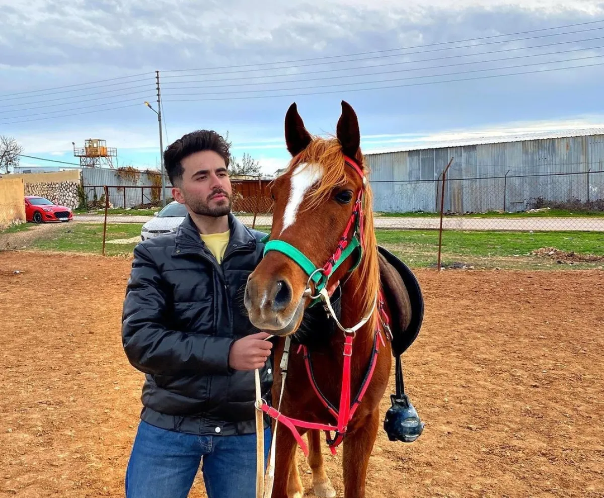 أيمن العلي- الصورة من حسابه على إنستغرام