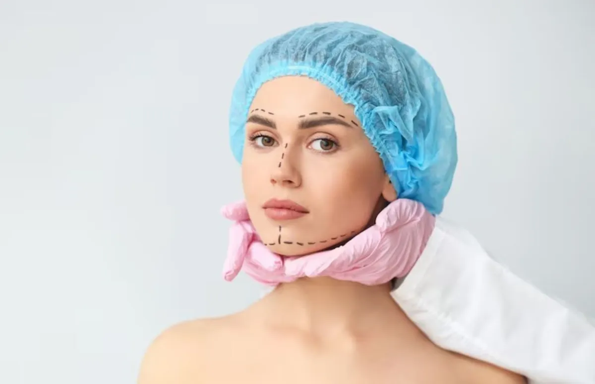 أنواع عمليات شد الوجه غير الجراحية