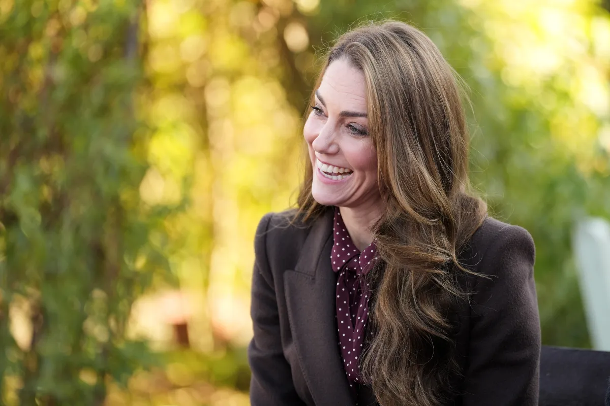 كيت ميدلتون خلال زيارة مركز مجتمع ساوثبورت شمال غرب إنجلترا في 10 أكتوبر 2024 (Kate Middleton during a visit to Southport Community Centre in North West England on October 10.). مصدر الصورة: Danny Lawson / POOL / AFP