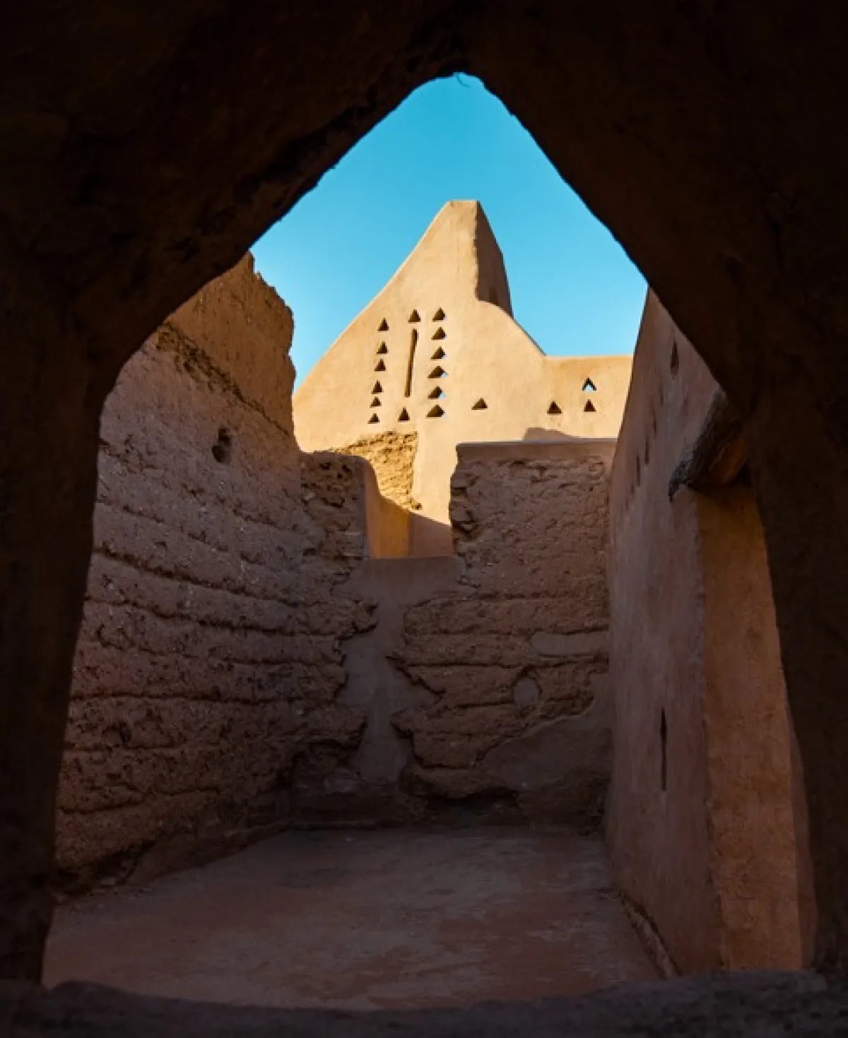 دار المزادات العالمي سوذبيز ينشئ مقرًا في المملكة ويعلن عن إقامة أول  مزاد عالمي مطلع العام المقبل في الدرعية