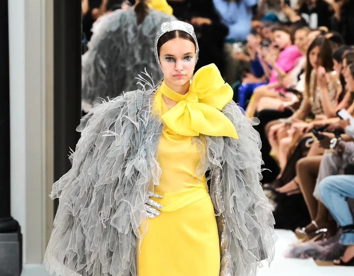 فستان من يانينا كوتور Yanina Couture - الصورة من Launchmetrics/Spotlight ©