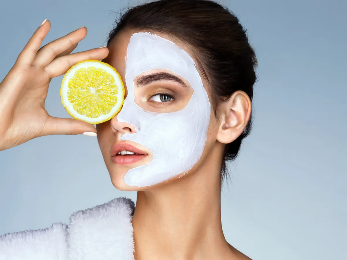 أفضل 4 ماسكات طبيعية لتفتيح الوجه