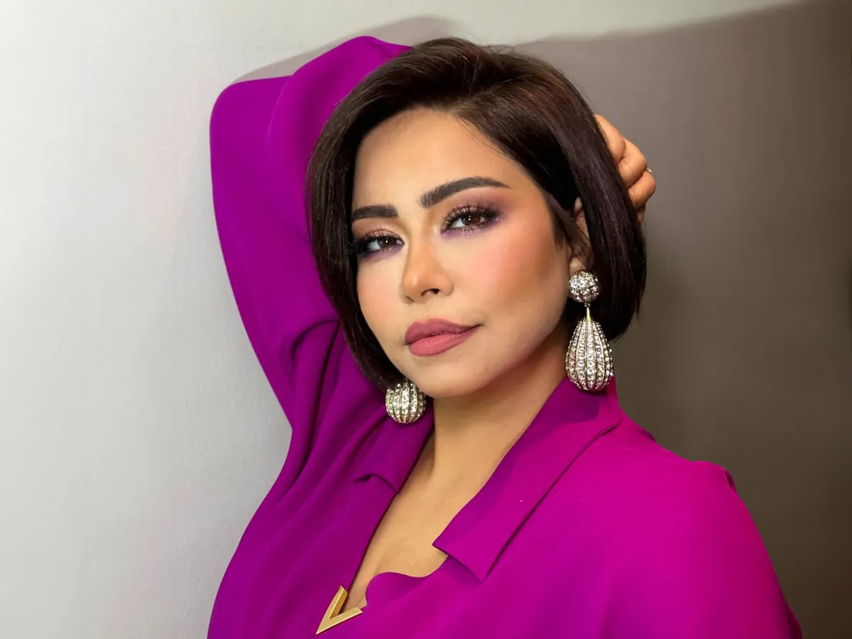 مكياجك في حفل نهاية العام باللون البنفسجي