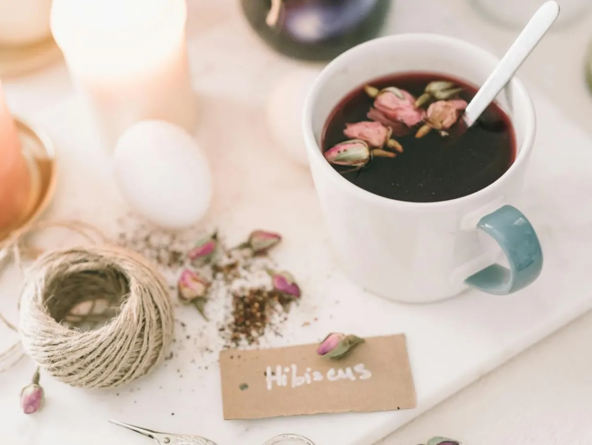 فوائد الكركديه للنساء لا تحصى