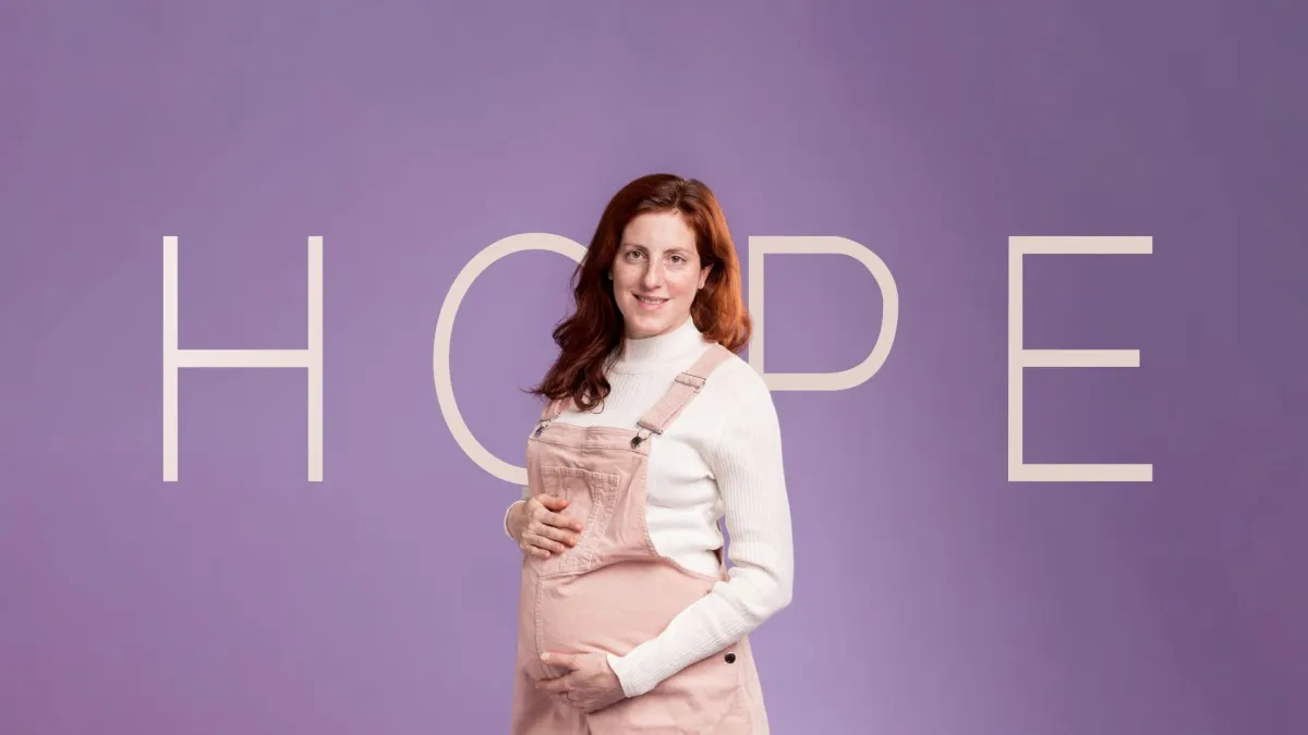 صورة حامل مليئة بالأمل