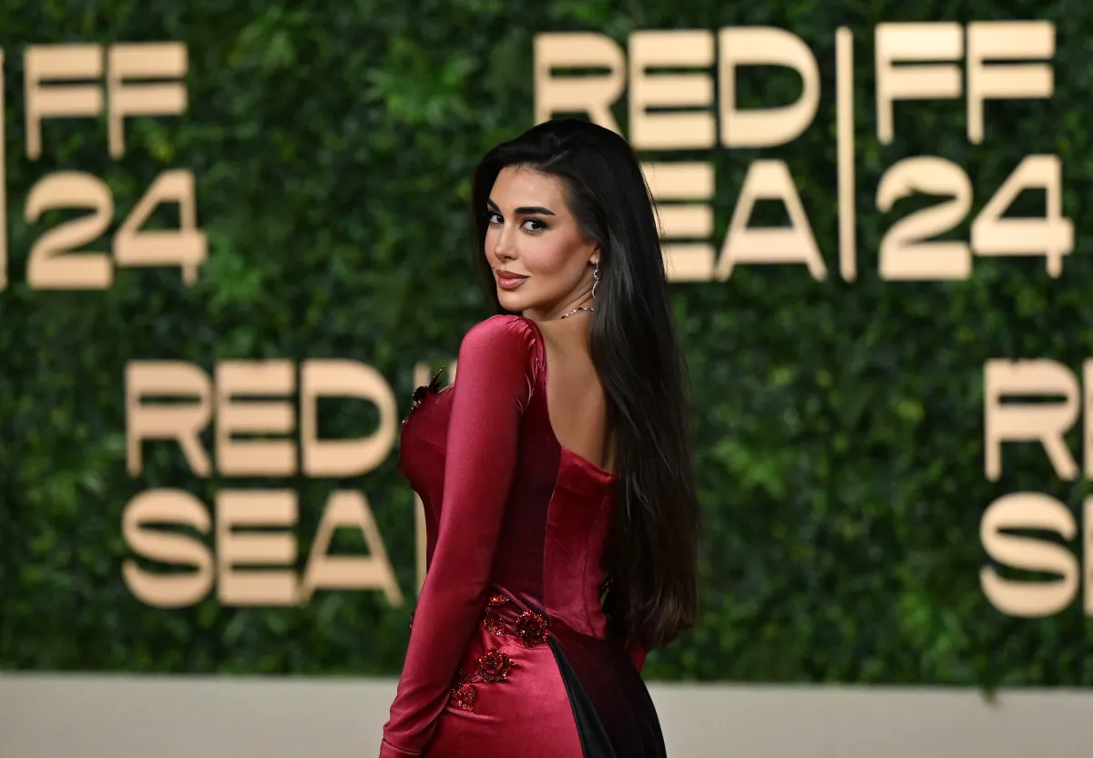 ياسمين صبري في افتتاح مهرجان البحر الأحمر السينمائي الدولي 2024- تصوير بشير صالح خاص لسيدتي
