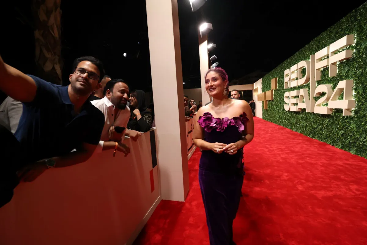 كارينا كابور في مهرجان البحر الأحمر السينمائي الدولي 2024 في جدة، المملكة العربية السعودية (Kareena Kapoor at the Red Sea International Film Festival 2024 in Jeddah, Saudi Arabia). مصدر الصورة: Darren Arthur/Getty Images for The Red Sea International Film Festival