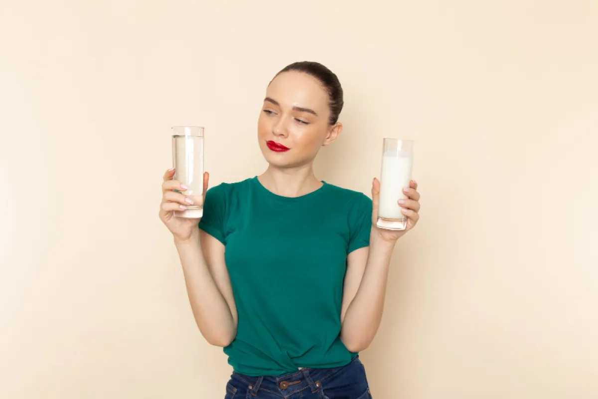 حليب الجاموس غني بالدهون- المصدر freepik