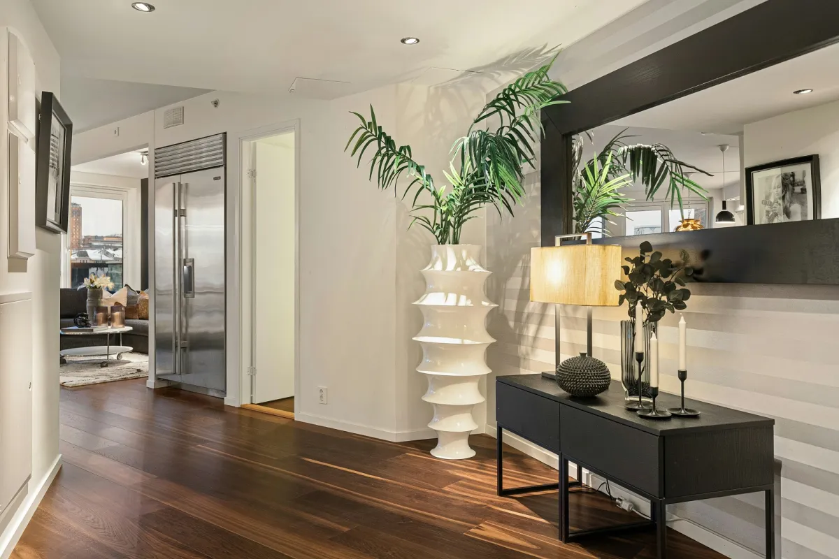 ممر منزلي ذو ديكور جميل