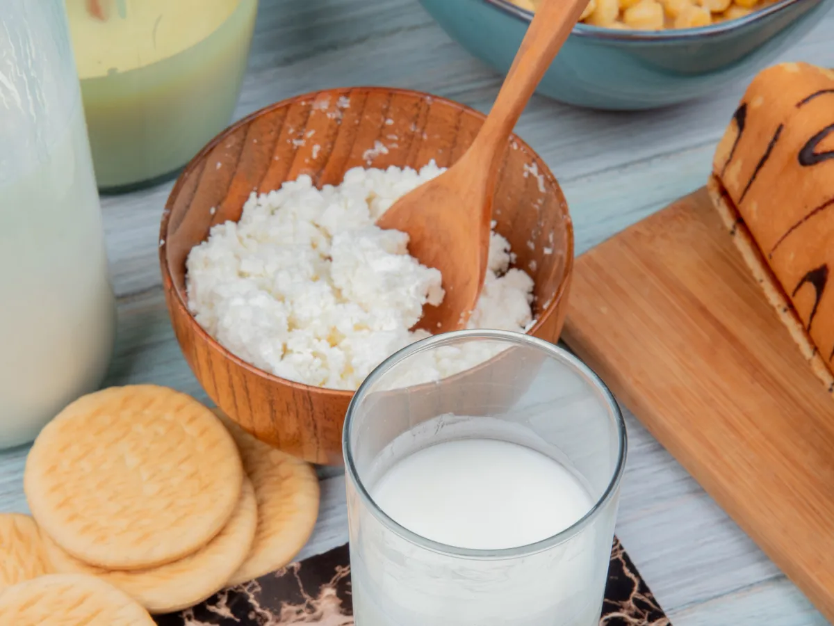 لبن الكفير Image By Freepik