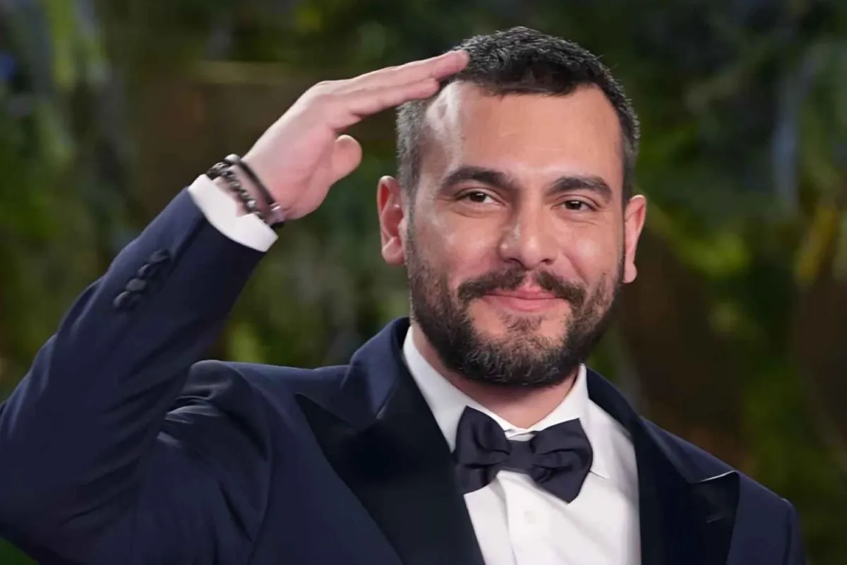 سامر إسماعيل- الصورة من المركز الإعلامي للفنان 