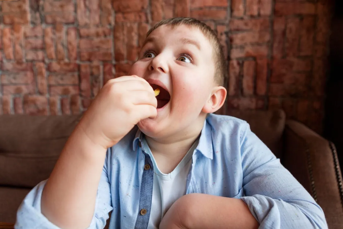 صورة لطفل سمين