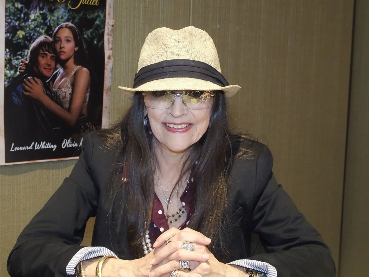 أوليفيا هوسي في بارسيباني، نيو جيرسي (Olivia Hussey in Parsippany, New Jersey). مصدر الصورة: Bobby Bank/Getty Images