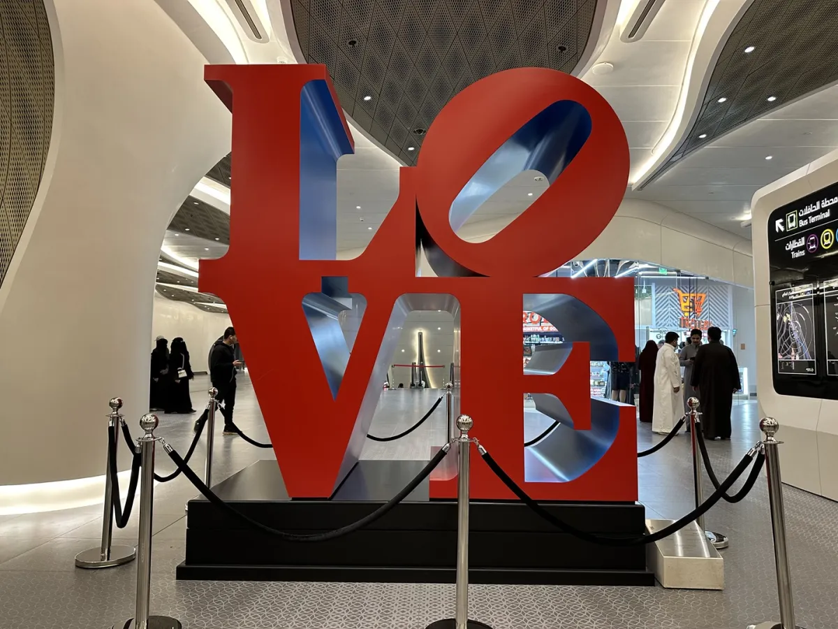 احدى منحوتات قطار الرياض