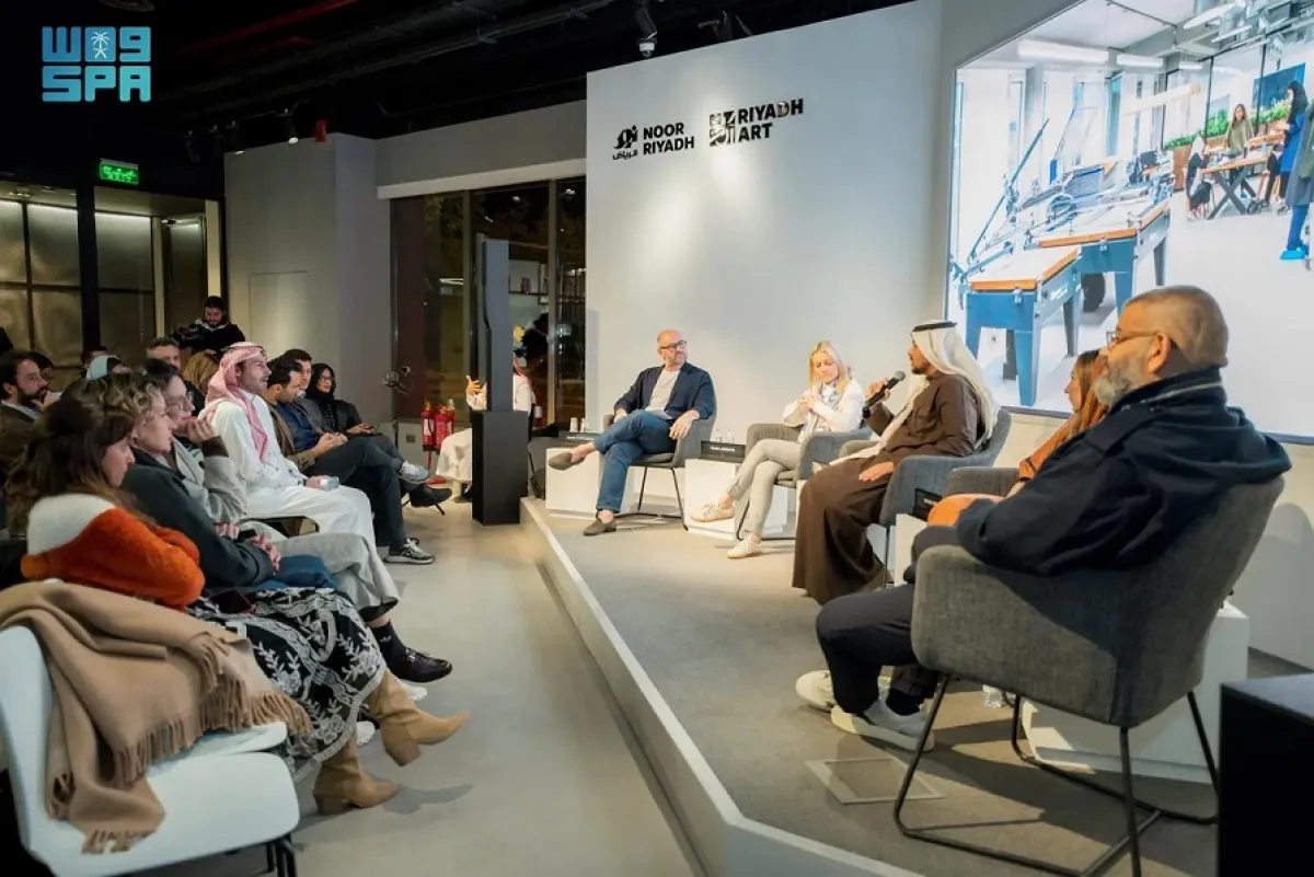  نور الرياض يستضيف مجموعة متنوعة من الجلسات منها مستقبل الفن العام ودور التعاون في تعزيز الإبداع - الصورة من واس