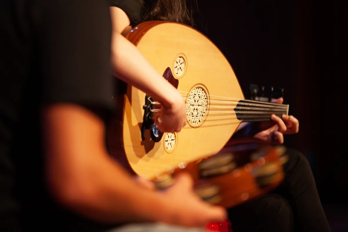 لمسة الابداع الموسيقي