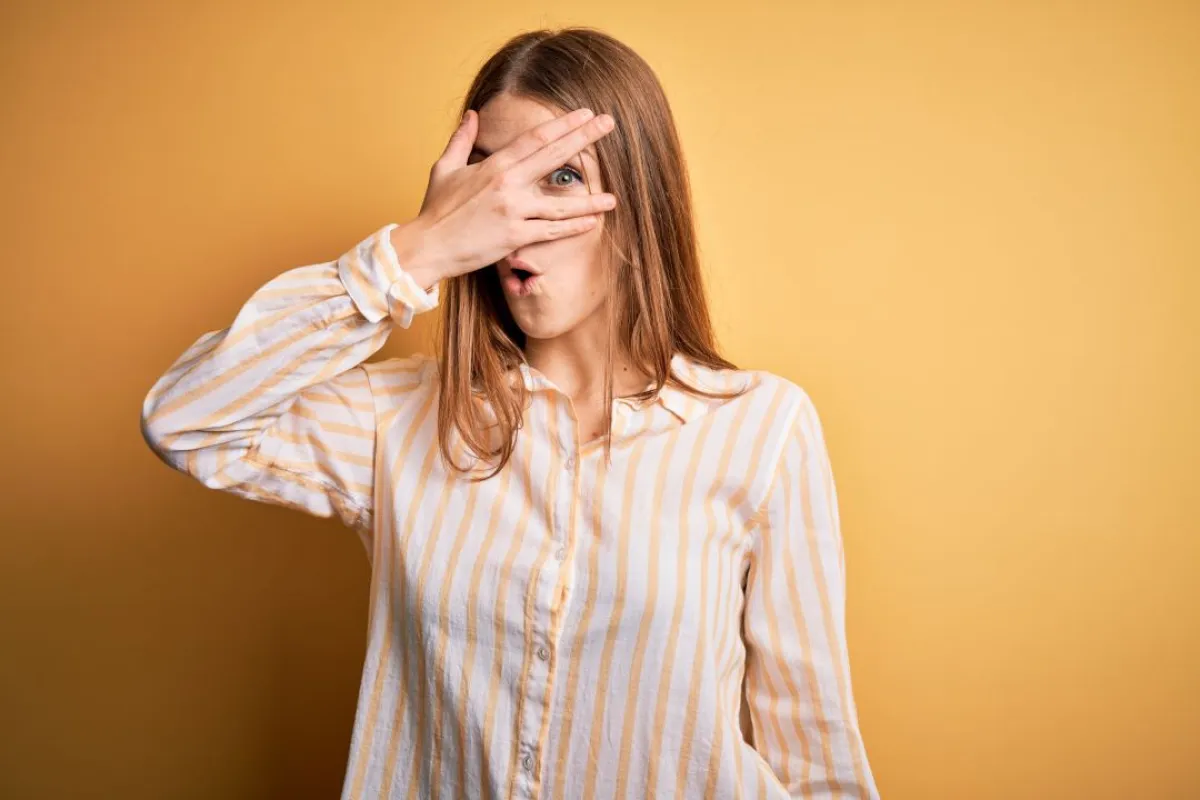 الخجل يؤثر على حياة الشخص وعلاقاته