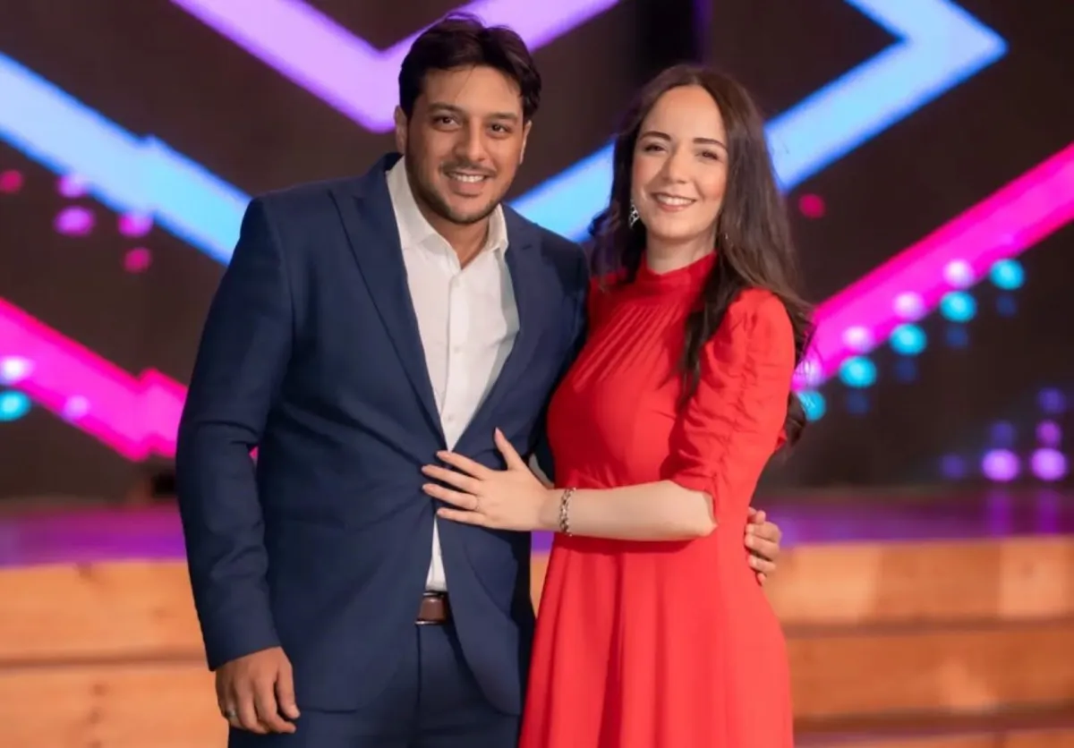 سارة درزاوي وزوجها- الصورة من حسابها على إنستغرام