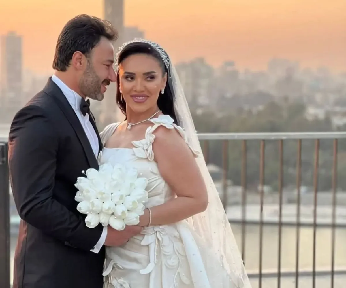 الصورة الرسمية لحفل زفاف مي فاروق ومحمد العمروسي من حسابها على إنستغرام