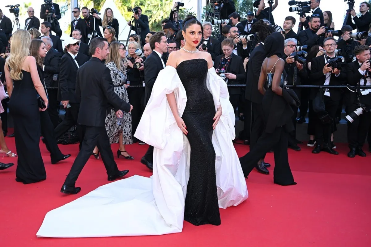 درة زروق Dorra Zarrouk مهرجان كان السينمائي 2024(مصدر الصورة: by Kristy Sparow/Getty Images)