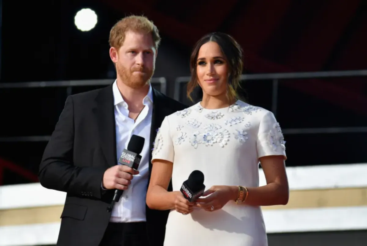 الأمير هاري وميغان ماركل خلال عام 2021 في مدينة نيويورك (Prince Harry and Meghan Markle during the 2021 in New York City). مصدر الصورة: Angela Weiss / AFP
