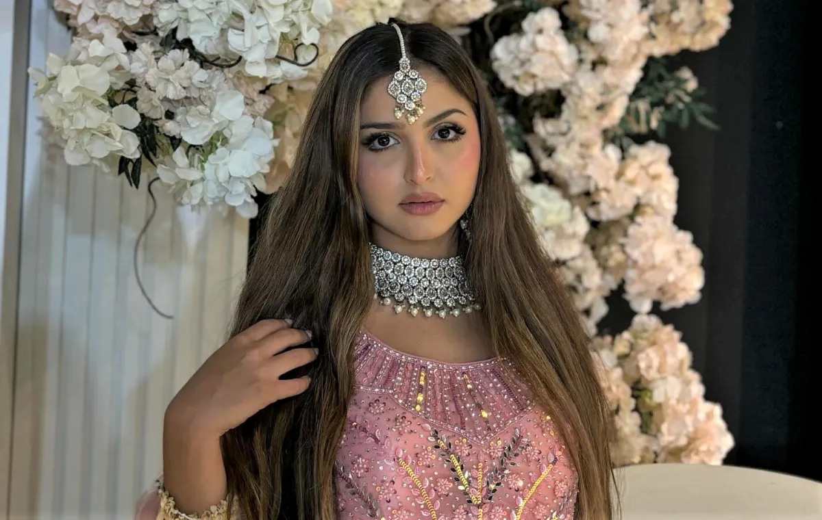 حلا الترك-  الصورة من حسابها   على الانستغرام