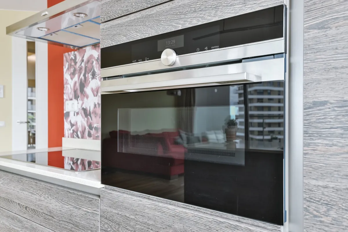 جانب من مطبخ حديث