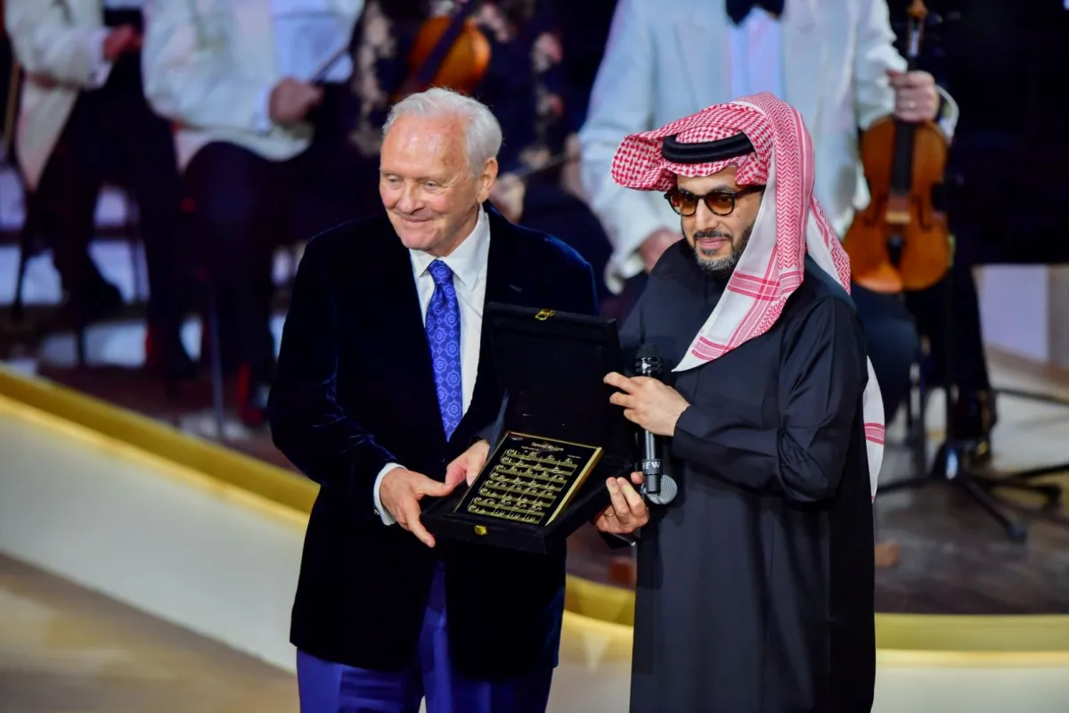 حفل السيد أنتوني هوبكنز- الصورة من هيئة الترفيه السعودية