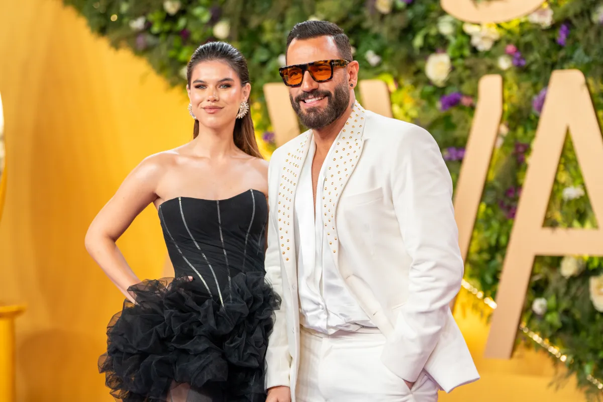 نيقولا معوض وزوجته مادلين - الصورة من المركز الإعلامي لـMBC