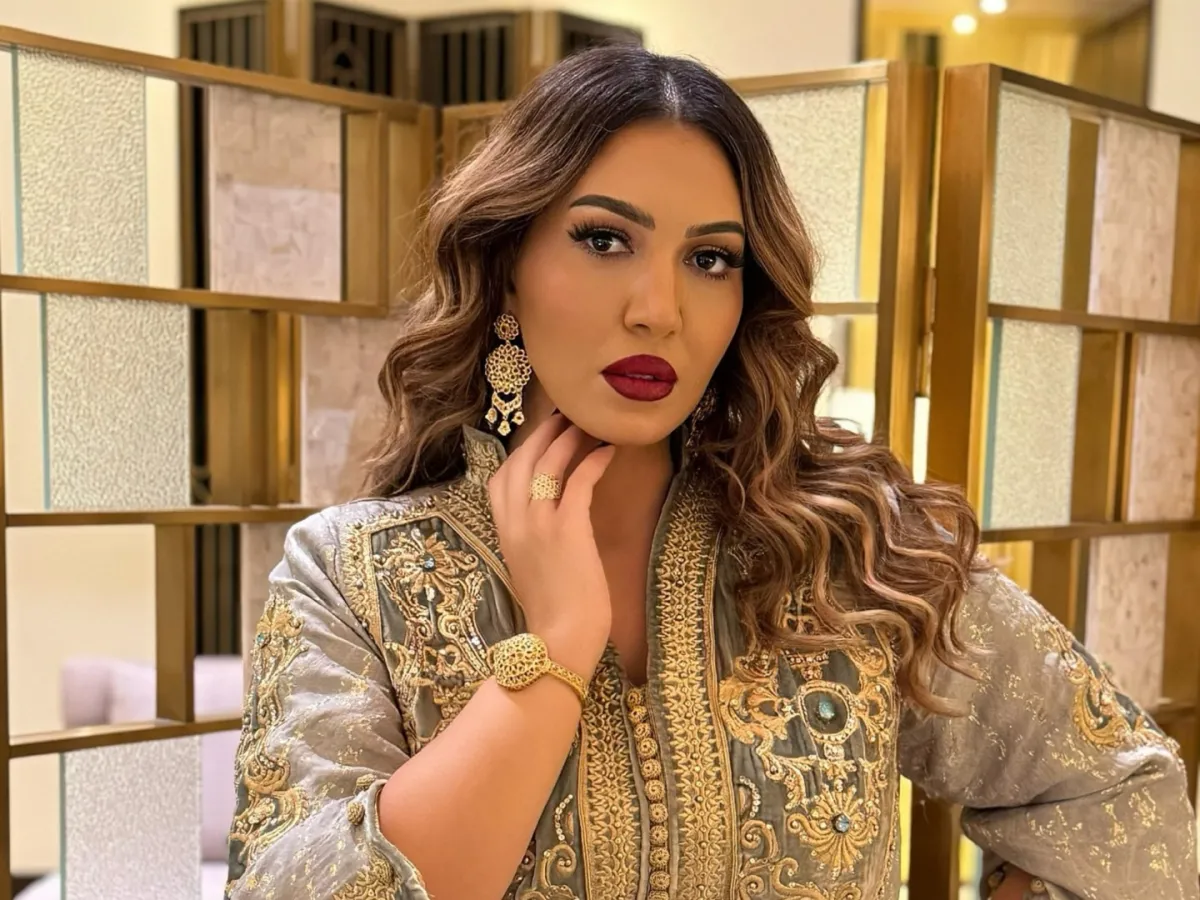 أسماء لمنور - الصورة من حسابها على انستغرام