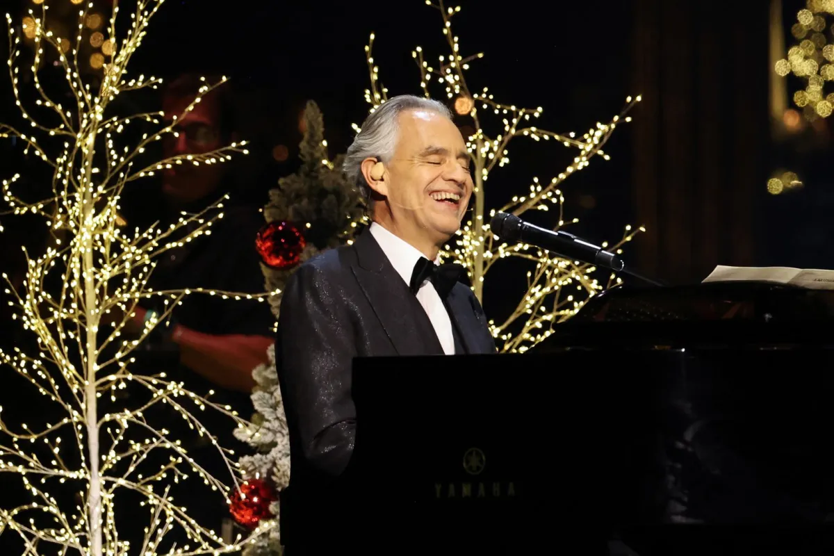 أندريا بوتشيلي في إنجلوود - كاليفورنيا (Andrea Bocelli in Inglewood, California). مصدر الصورة: Amy Sussman/Getty Images/AFP