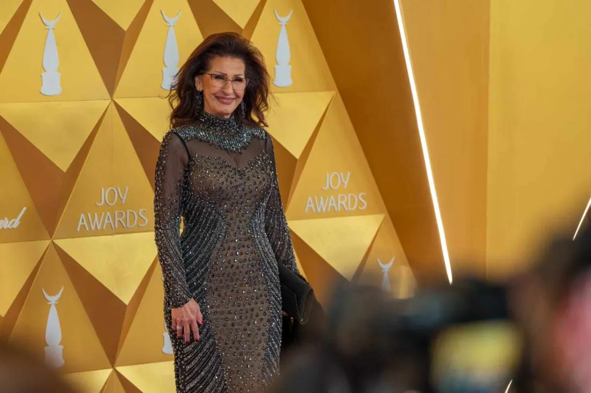 نوال كامل - المصدر المركز الإعلامي لمجموعة mbc