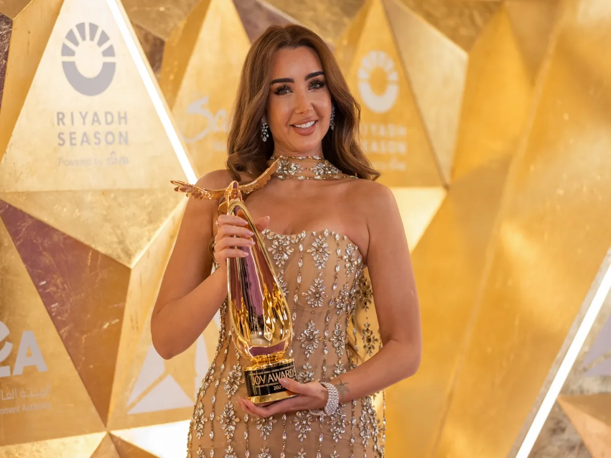 هنا الزاهد من حفل joy awards 2025 - الصورة من المكتب الإعلامي لمجموعة mbc
