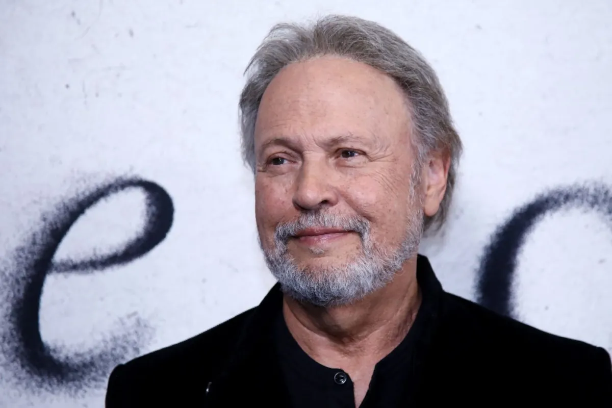 بيلي كريستال - Billy Crystal (Photo by Leonardo Munoz / AFP)