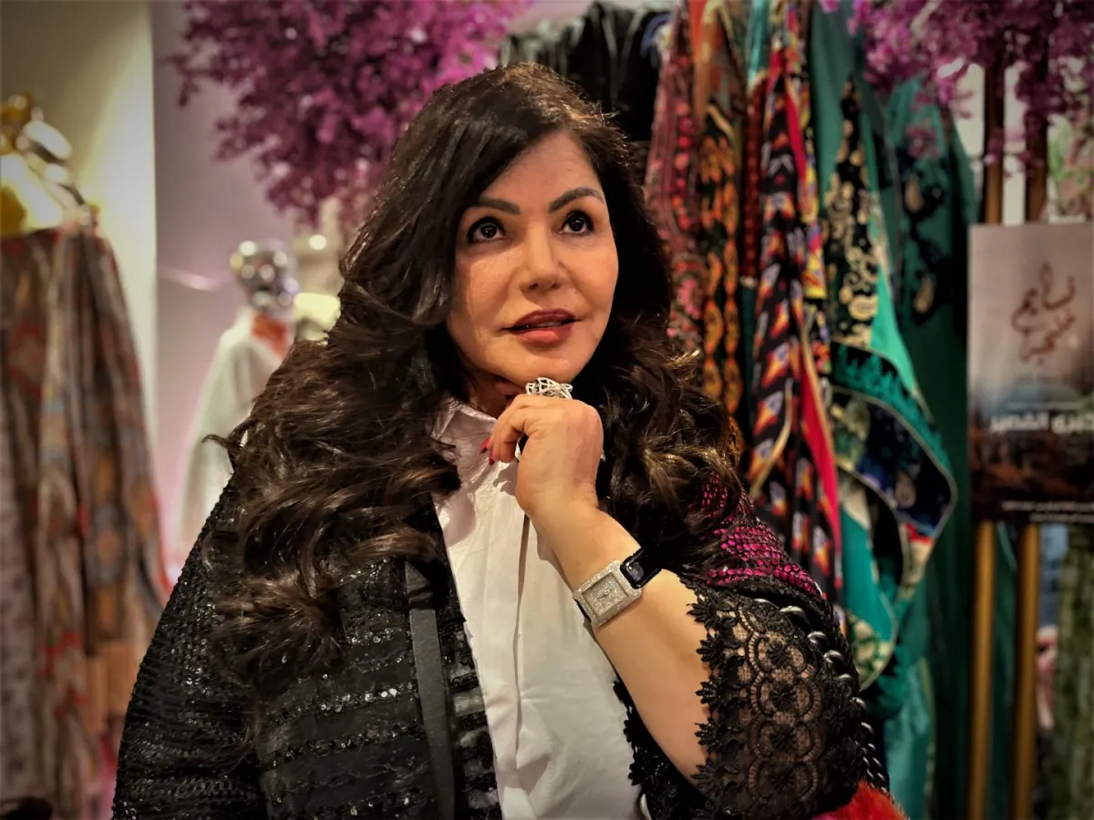 المصصمة البحرينية كبرى القصير 