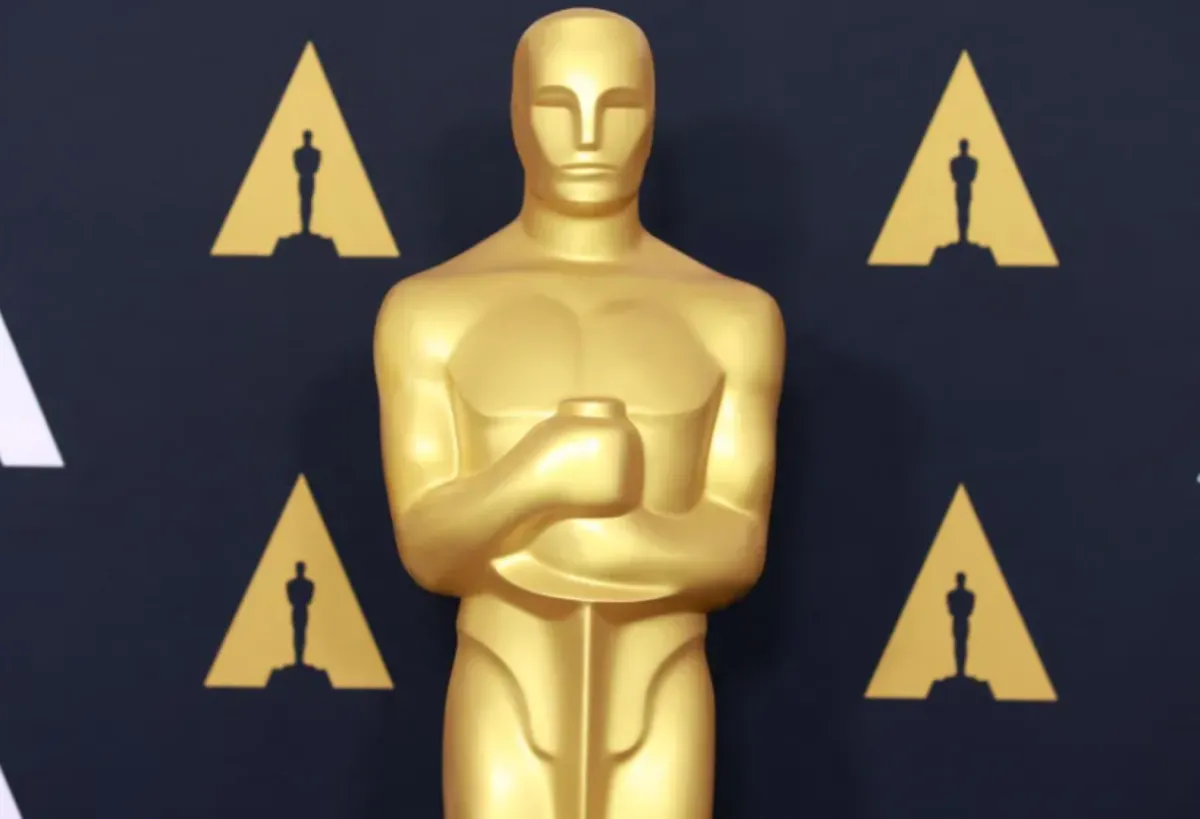 جائزة الأوسكار Oscar statue- مصدر الصورة: AFP / Eric BARADAT