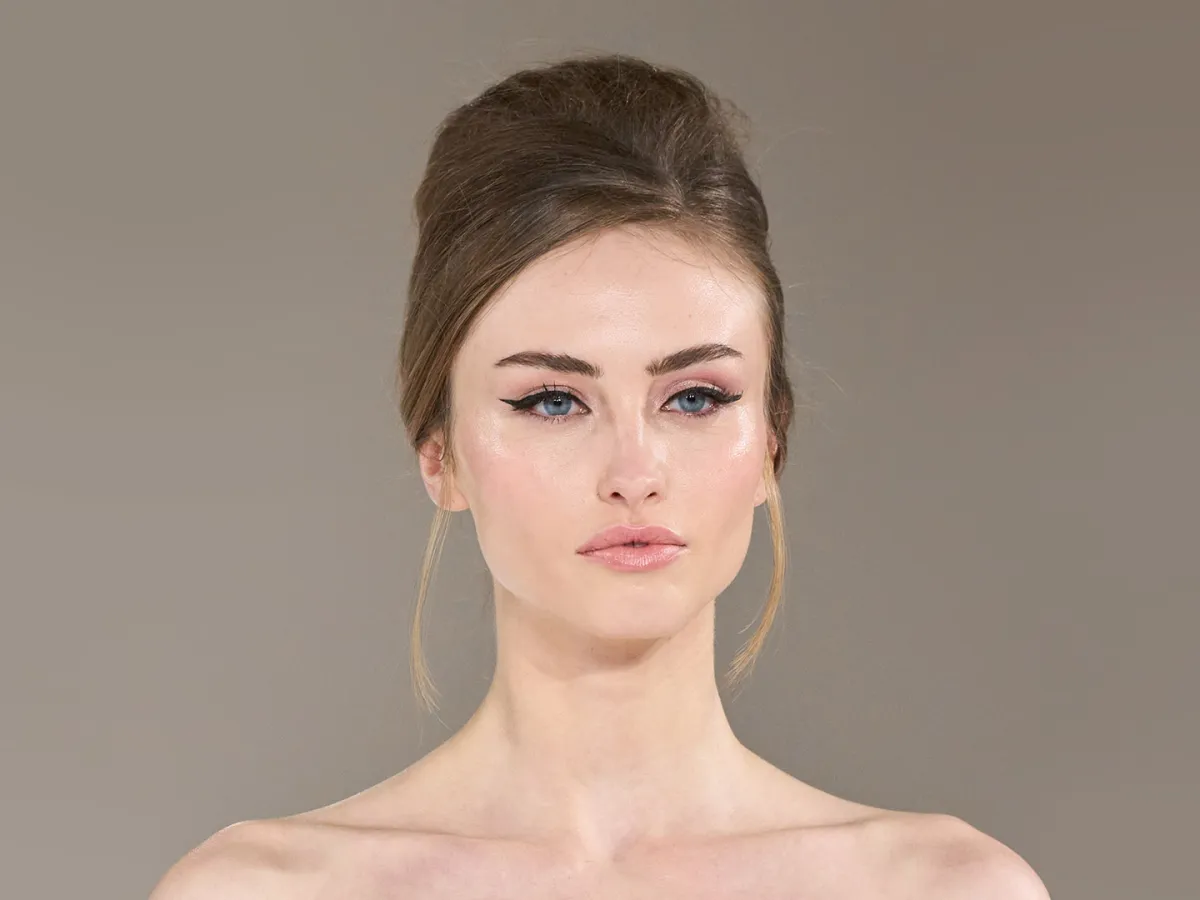 أسبوع الموضة للأزياء الراقية في باريس