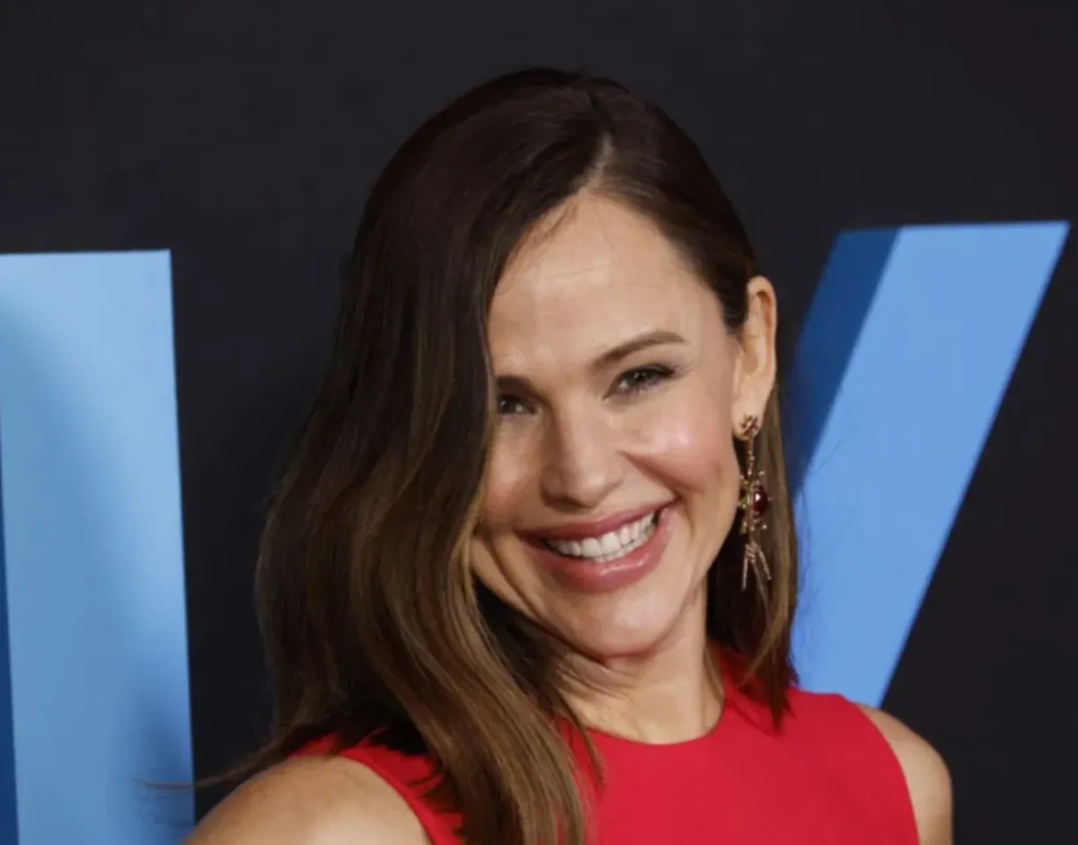 جينيفر غارنر في AMC The Grove 14 في لوس أنجلوس كاليفورنيا (Jennifer Garner at AMC The Grove 14 in Los Angeles, California). مصدر الصورة: Frazer Harrison/Getty Images/AFP