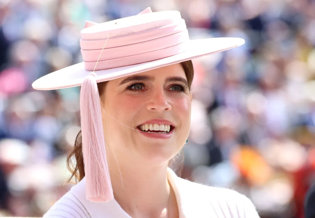 الأميرة يوجيني في مضمار أسكوت لسباق الخيل في أسكوت -إنجلترا (Princess Eugenie at Ascot Racecourse in Ascot, England). مصدر الصورة: Chris Jackson/Getty Images