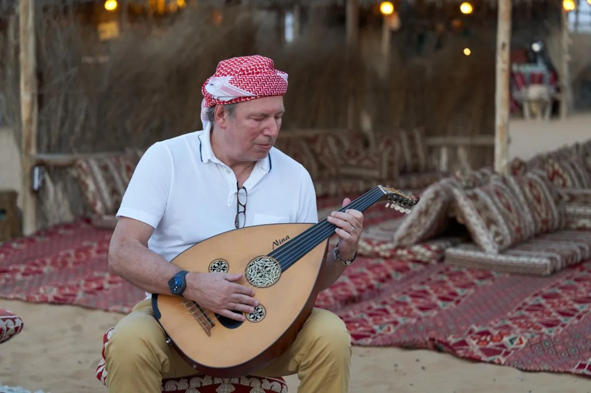 هانز زيمر من الفيلم - الصورة من دائرة الاقتصاد والسياحة بدبي