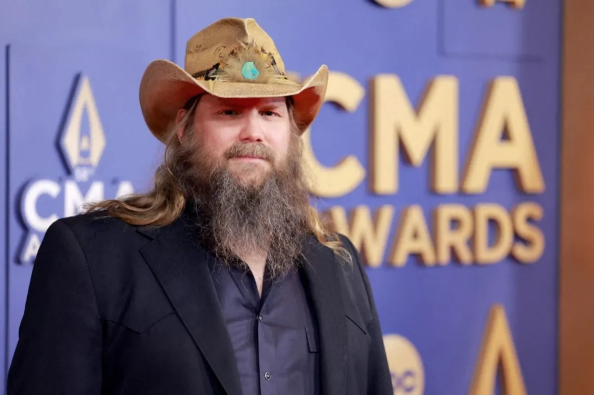 كريس ستابليتون Chris Stapleton Jason Kempin/Getty Images/AFP (Photo by Jason Kempin / GETTY IMAGES NORTH AMERICA / Getty Images via AFP)