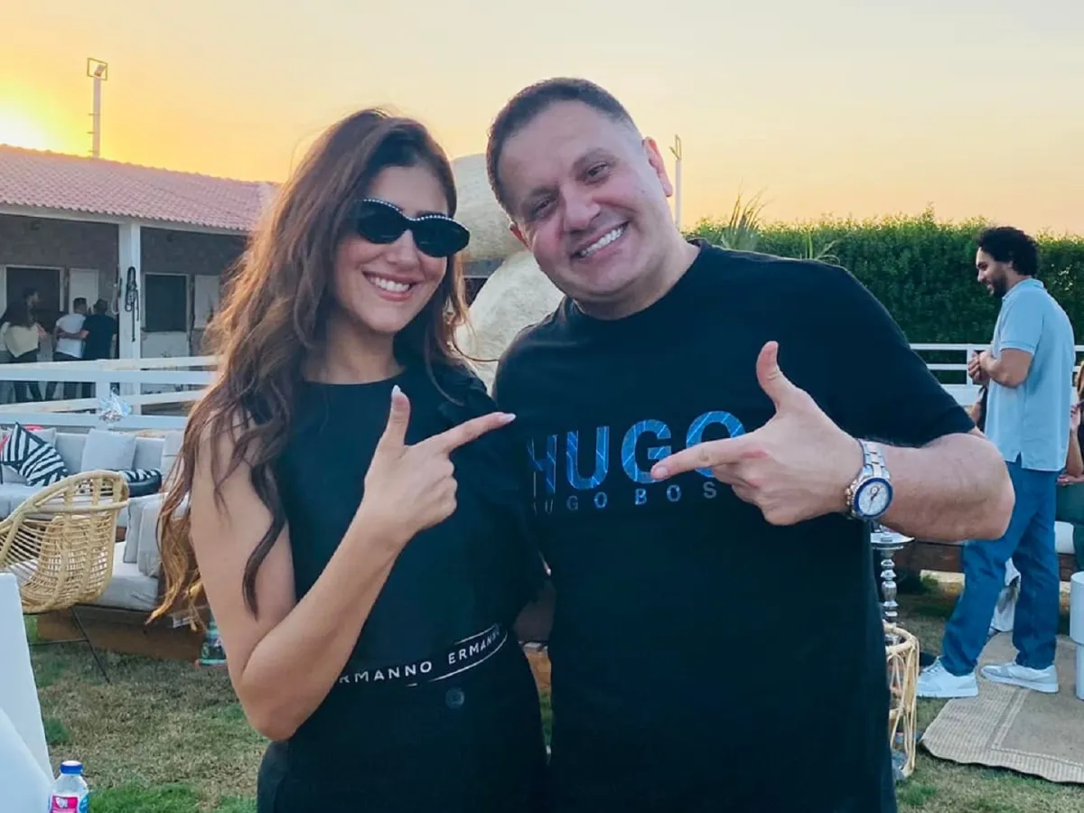 إدوارد مع مي عمر - الصورة من صفحة إدوارد على فيسبوك