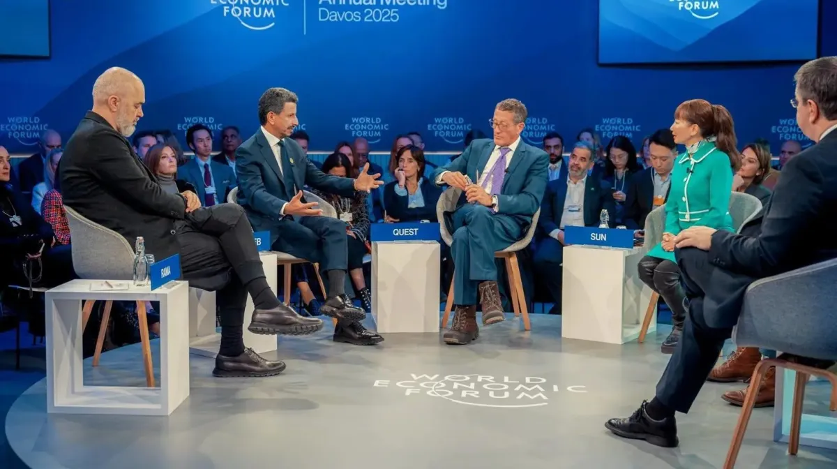 الخطيب: المملكة ستصبح ضمن أهم 7 دول في العالم في القطاع السياحي.. ويشيد بجهود المملكة - الصورة من واس