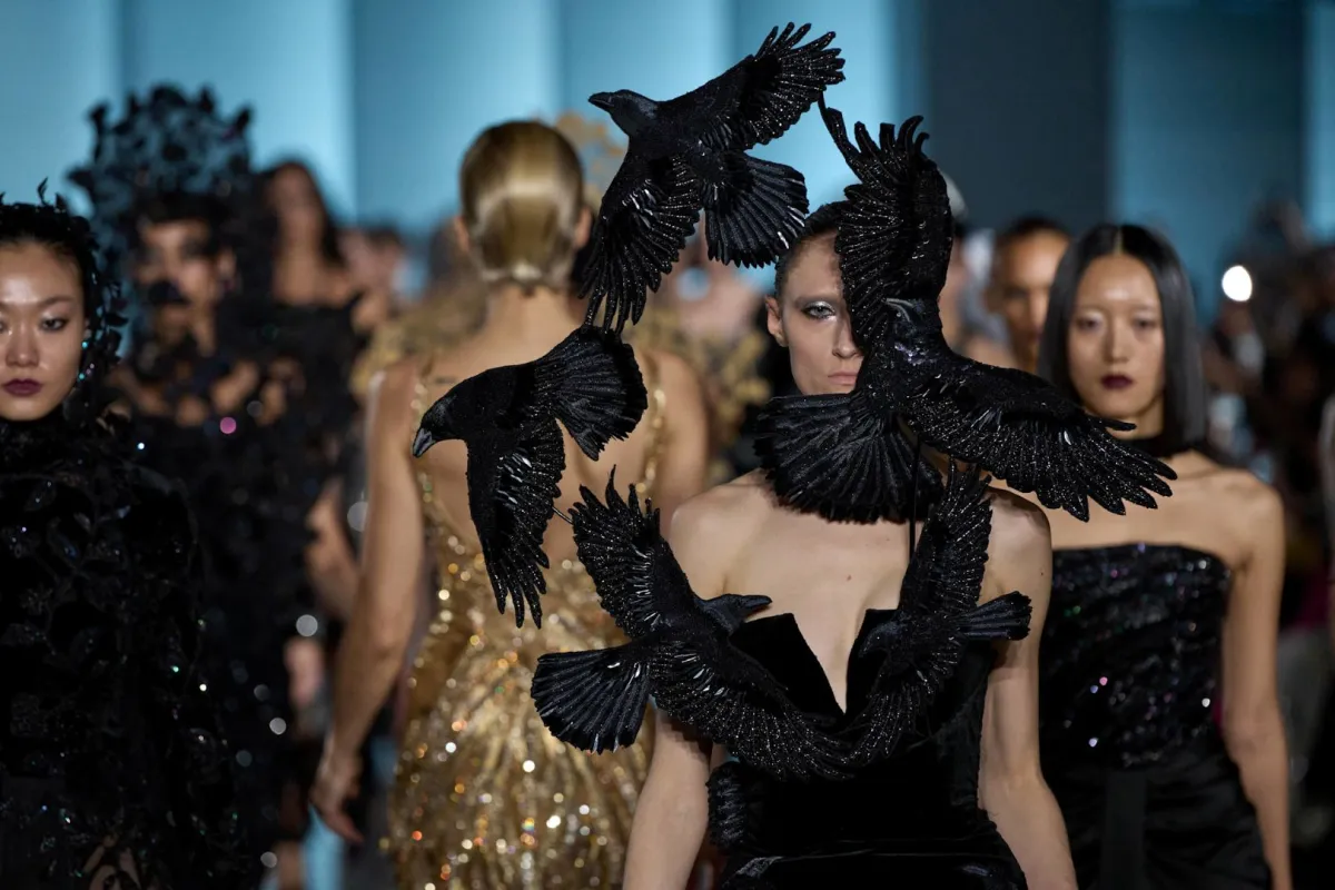 راهول ميشرا Rahul Mishra-  الصورة من Launchmetrics/Spotlight ©