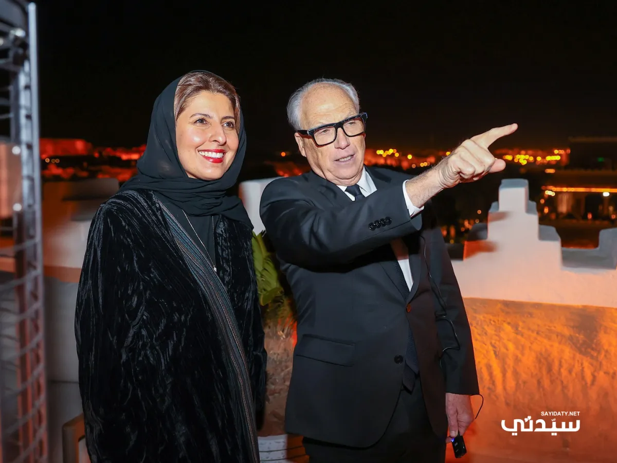 الأستاذة لمى الشثري مع الرئيس التنفيذي لمجموعة شركة الدرعية جيري إنزيريلو