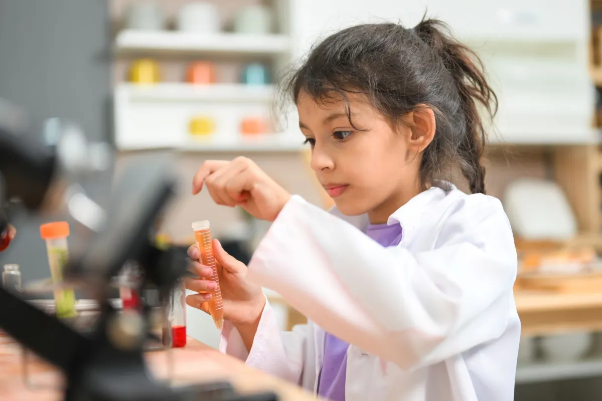 هدايا علمية لطفلتك