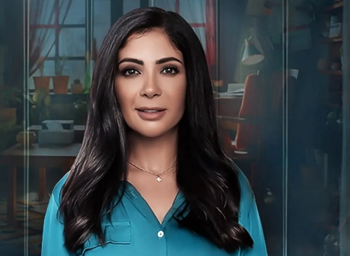 منى زكي- الصورة من حسابها على الفيسبوك