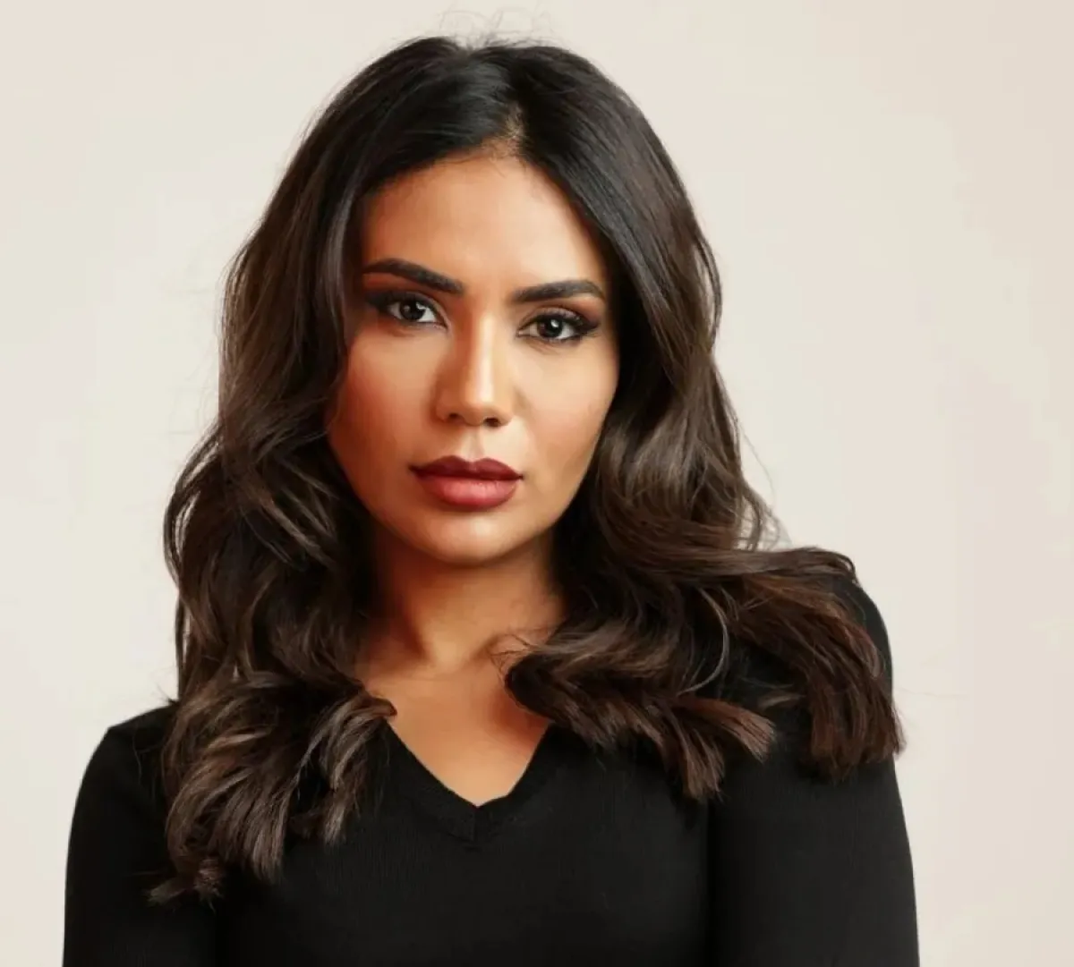 الفنانة لبنى عبد العزيز- الصورة من صفحتها على إنستغرام