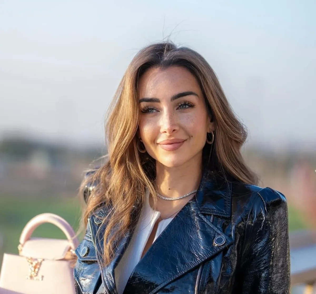 هنا الزاهد - الصورة من صفحتها الرسمية على الفيس بوك